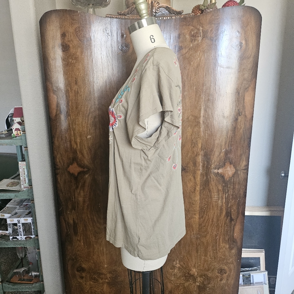 Johnny Was Olive Floral Embroidered Tee - Picture 2 of 8